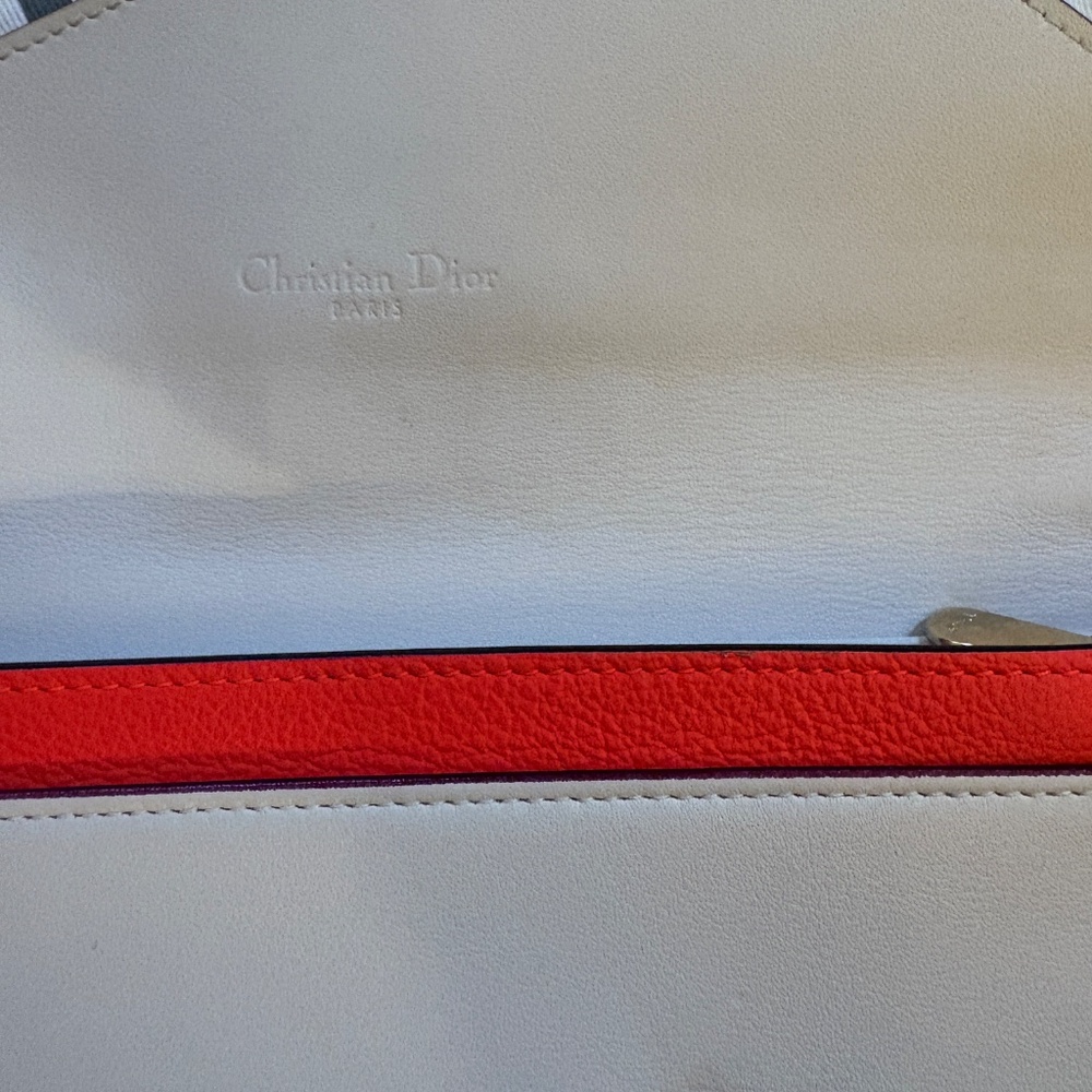 Authentic Dior Wallet neon white - Picture 3 of 6